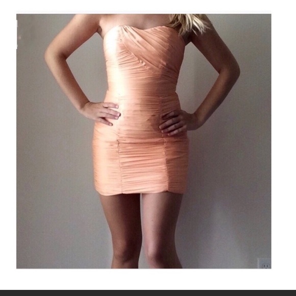 H&M Dresses & Skirts - H&M Strapless Cocktail Dress | size 6